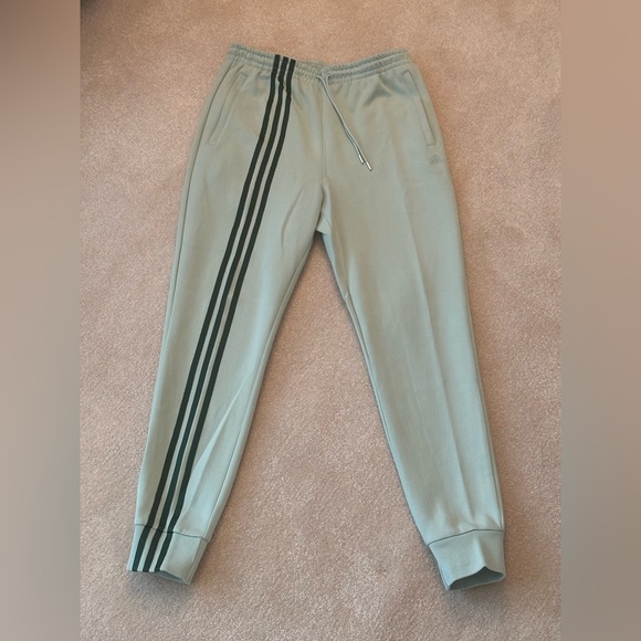 Adidas x Ivy Park - Drip 2 | 3-Stripes Jogger Pants, Green Tint/Dark Green UNISX - Picture 5 of 12